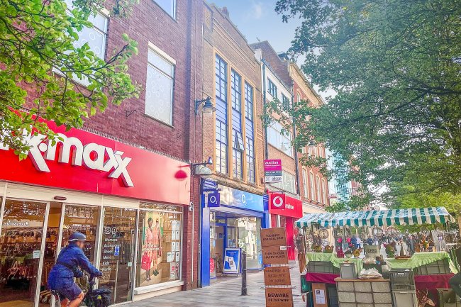 47 High Street, Worcester, WR1 2QB 1