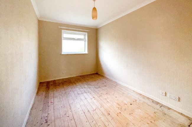 5 Purbeck Avenue, Torquay, TQ2 6UL 7