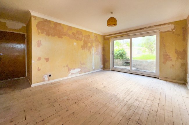 5 Purbeck Avenue, Torquay, TQ2 6UL 7
