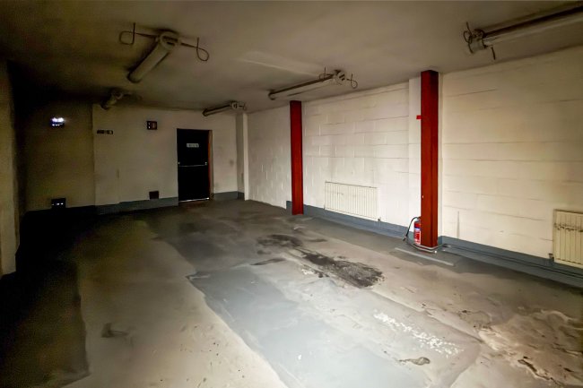 Unit 17, Tait Road Industrial Estate, Croydon CR0 2DP 3