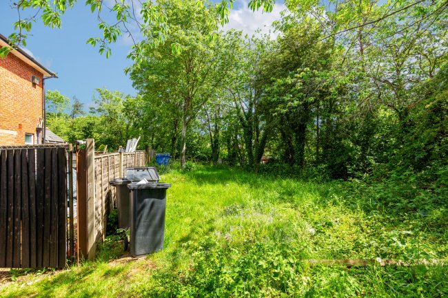 Land at Sandleford Parade, Newtown Road, Newbury RG14 7EY 53