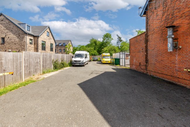Land at Sandleford Parade, Newtown Road, Newbury RG14 7EY 53