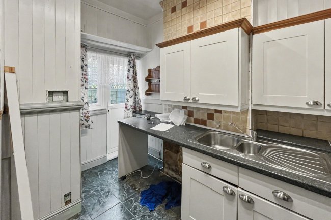 52 Inworth Street, Battersea, London SW11 3EP 4