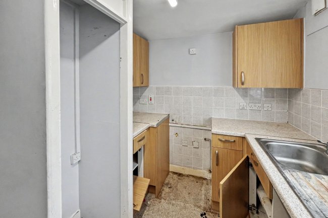 Flat B, 78 Poplar Road, Herne Hill, London, SE24 0BP 5