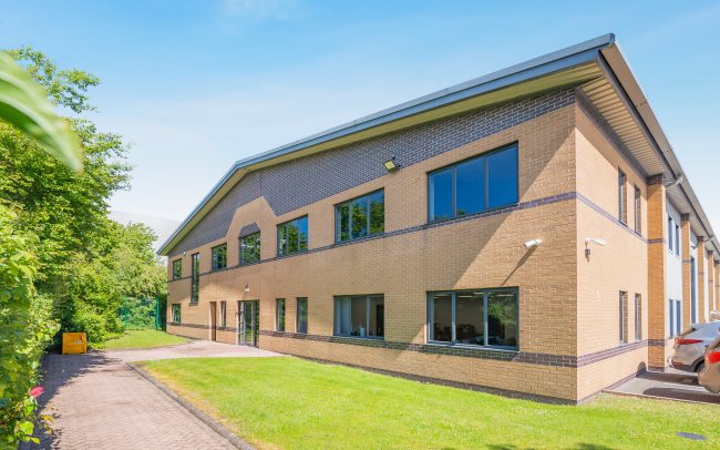 6 Farfield Park, Manvers, Rotherham, S63 5DB 13