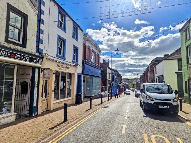 62 Senhouse Street, Maryport, Cumbria, CA15 6BS 4