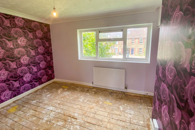 7 Hill Corner Road, Chippenham, Wiltshire, SN15 1DW 9