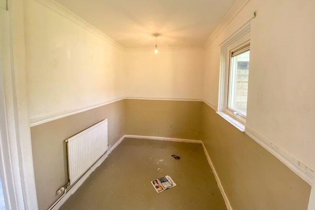 7 Hill Corner Road, Chippenham, Wiltshire, SN15 1DW 9