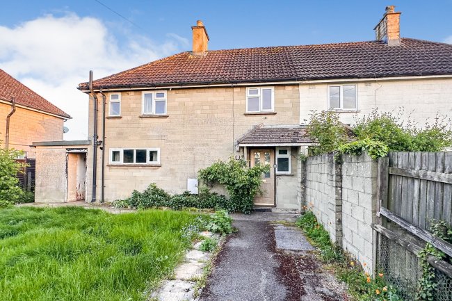 4 Bickhams, Foxham, Wiltshire, SN15 4NG 1