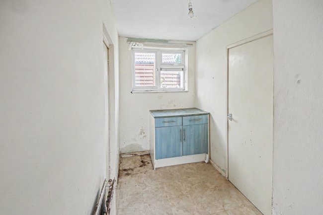 9 Vale View, Royal Wootton Bassett, Swindon, SN4 7BY 4