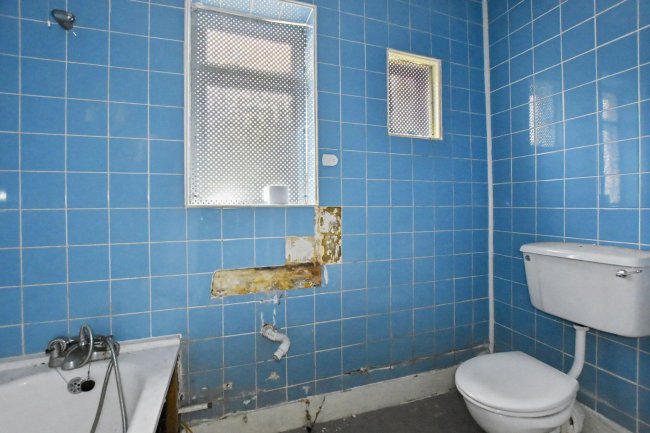 220 Burrage Road, Woolwich, London, SE18 7JU 10