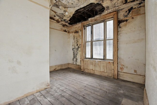 220 Burrage Road, Woolwich, London, SE18 7JU 10