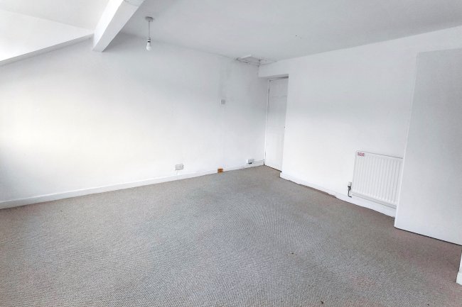 9 High Street, Deiniolen, Caernarfon, LL55 3HU 4