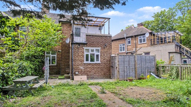 36 Wordsworth Avenue, Greenford, UB6 9AB 6