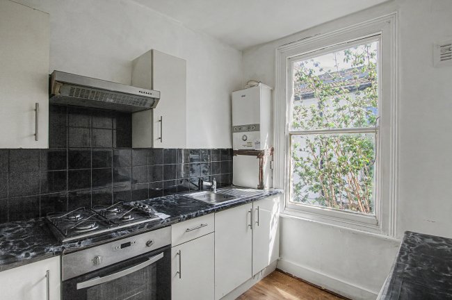 Upper Flat 284, Mount Pleasant Road, Tottenham,  London, N17 6EZ 5