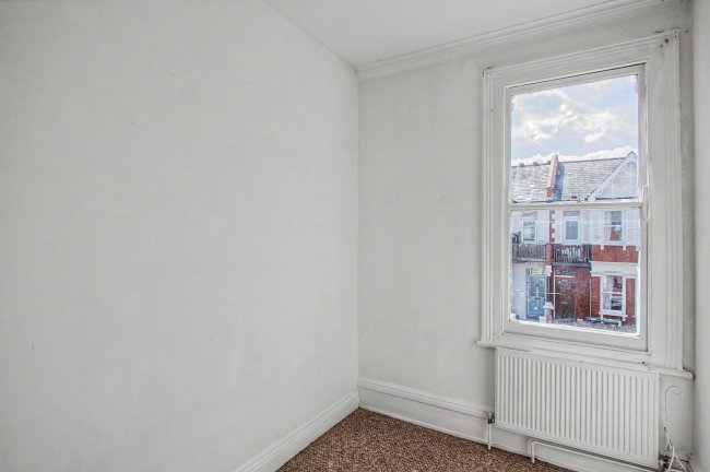 Upper Flat 284, Mount Pleasant Road, Tottenham,  London, N17 6EZ 5