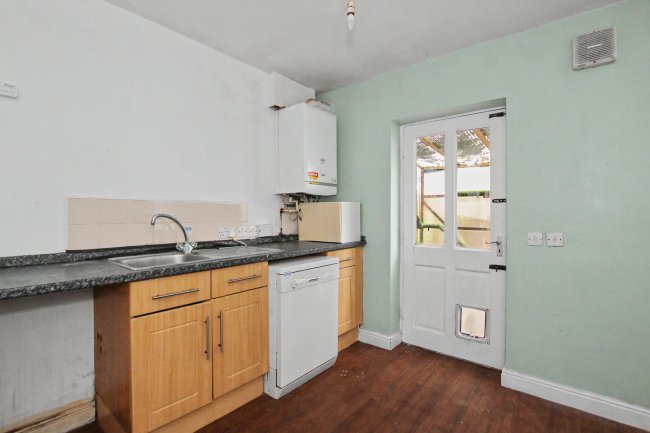 12 St. Andrews Square, Stoke-on-Trent, ST4 7GA 2