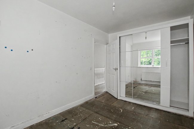 12 St. Andrews Square, Stoke-on-Trent, ST4 7GA 2