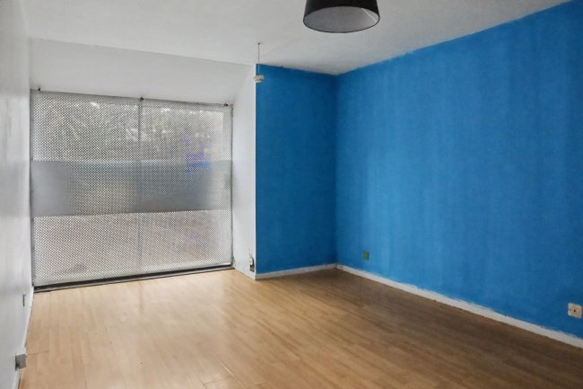 17 Ebbisham Drive, Vauxhall, London, SW8 1UB 1