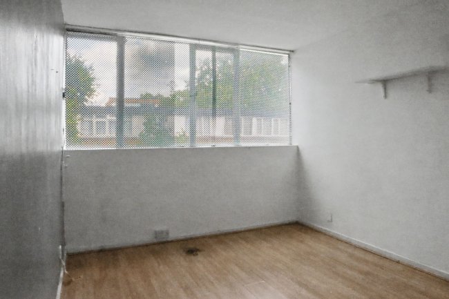 17 Ebbisham Drive, Vauxhall, London, SW8 1UB 1