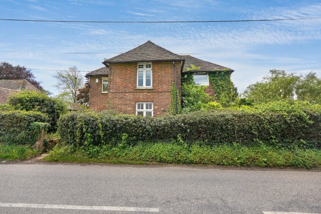 Acorn House, The Ridgeway, Smeeth, Ashford TN25 6SG 4