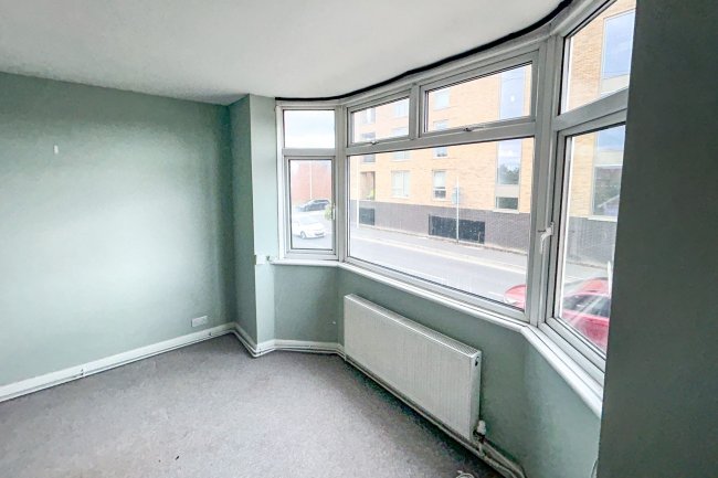 148 Kings Road, Newbury, Berkshire, RG14 5RG 61