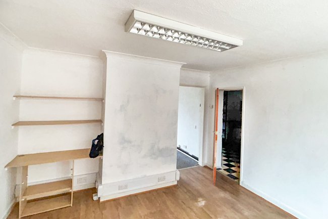 148 Kings Road, Newbury, Berkshire, RG14 5RG 61