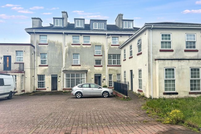 Flat 12, 22 Montpellier Crescent, Wallasey, CH45 9AB 9