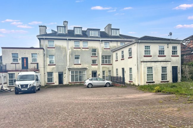 Flat 12, 22 Montpellier Crescent, Wallasey, CH45 9AB 9