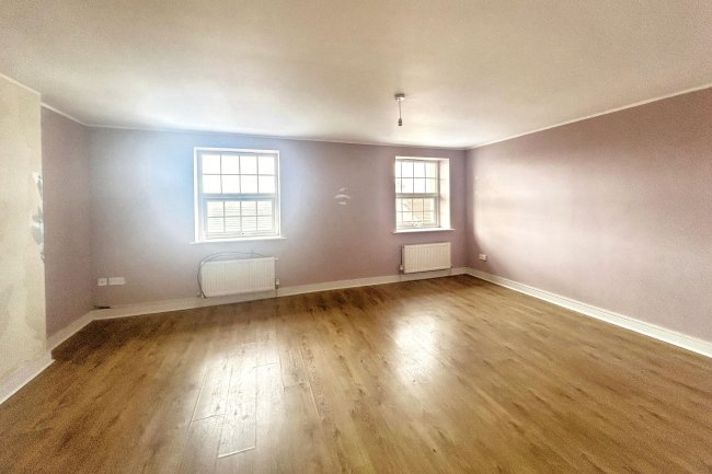 Flat 12, 22 Montpellier Crescent, Wallasey, CH45 9AB 9