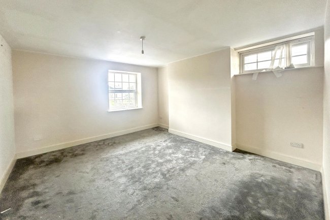 Flat 12, 22 Montpellier Crescent, Wallasey, CH45 9AB 9