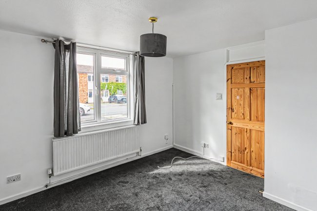 14 Nursteed Close, Devizes, SN10 3EU 1