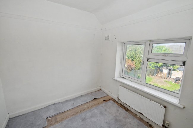 57 Holden Crescent, Walsall, Staffordshire, WS3 1QQ 7