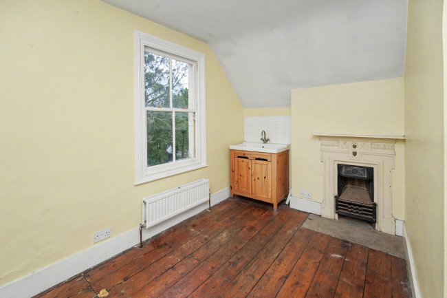 200 Woodside Green, South Norwood, London, SE25 5EW 6