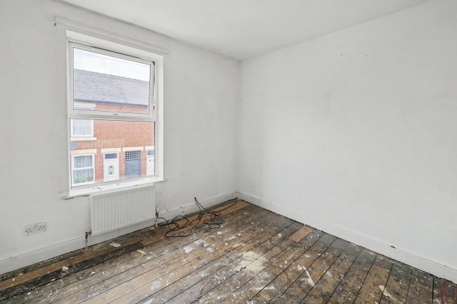 13 Reeves Road, Derby, DE23 8JF 8