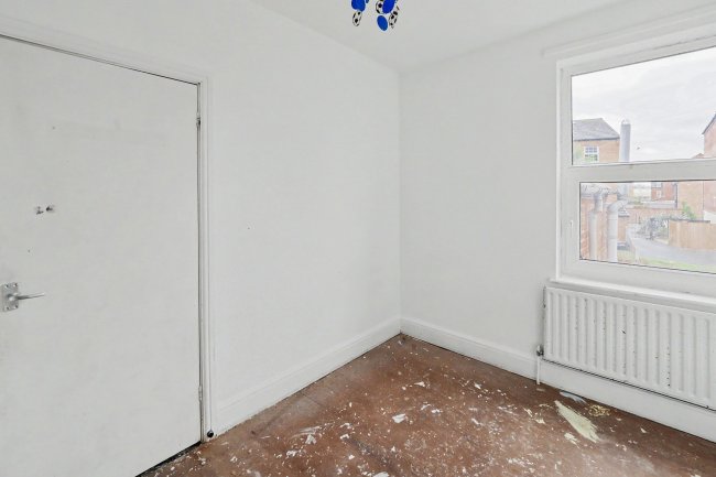 13 Reeves Road, Derby, DE23 8JF 8
