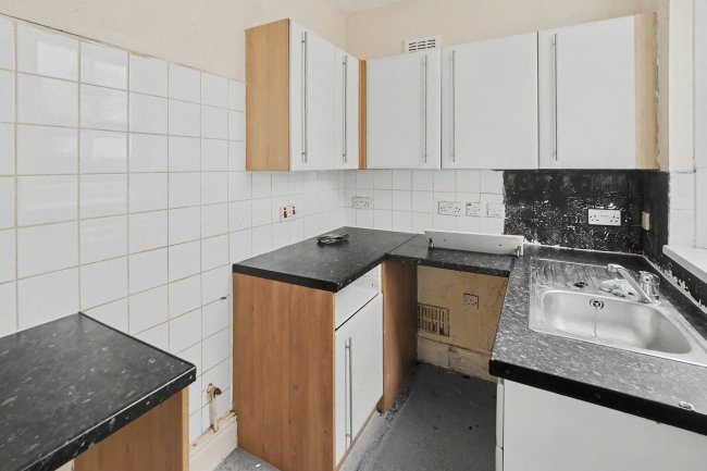 65 Reeves Road, Derby, DE23 8JF 9