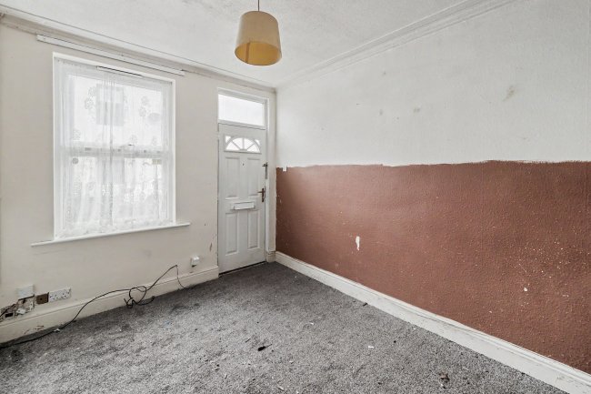 65 Reeves Road, Derby, DE23 8JF 9