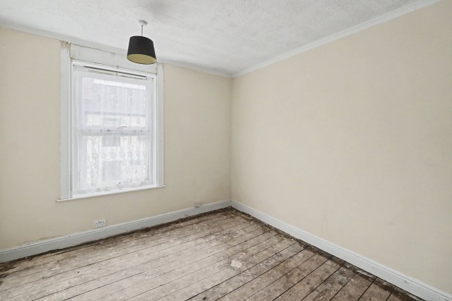 65 Reeves Road, Derby, DE23 8JF 9