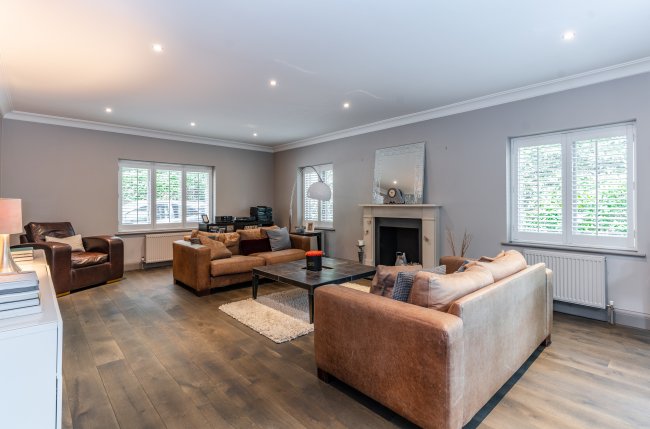 The Canon Vale, Stoke Common Road, Fulmer, Buckinghamshire, SL3 6HA 10