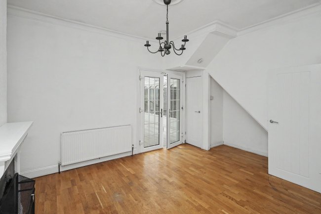 48 Stanley Road, South Woodford, London, E18 2NS 8