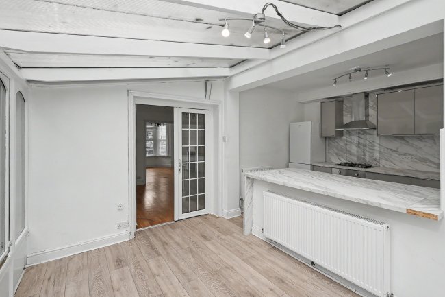 48 Stanley Road, South Woodford, London, E18 2NS 8