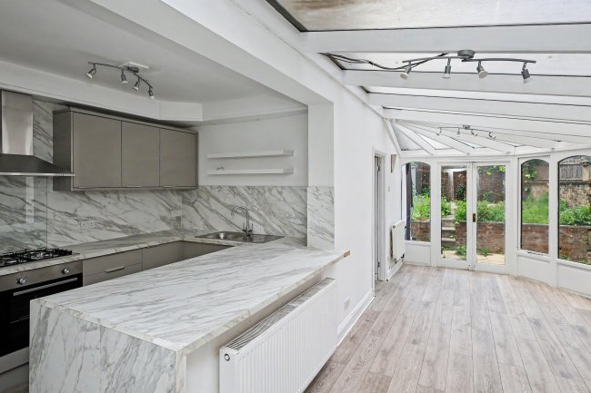 48 Stanley Road, South Woodford, London, E18 2NS 8