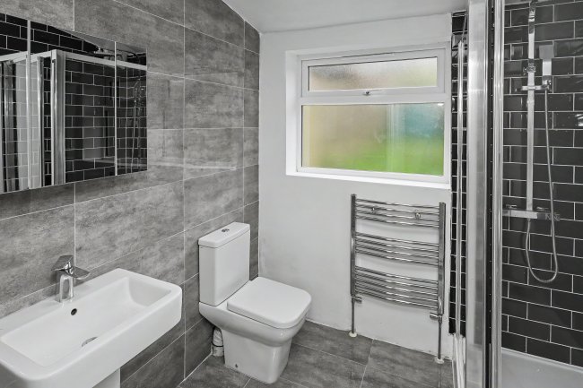 48 Stanley Road, South Woodford, London, E18 2NS 8