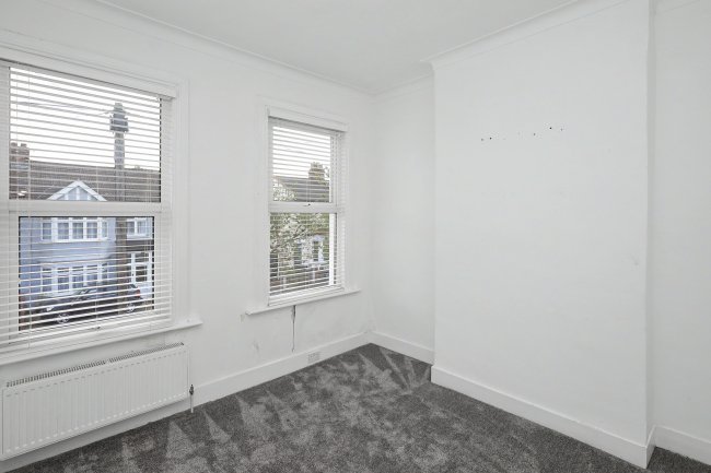 48 Stanley Road, South Woodford, London, E18 2NS 8