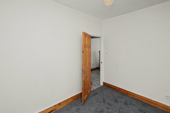 37 Woodhouse Road, Leytonstone, London E11 3NU 5