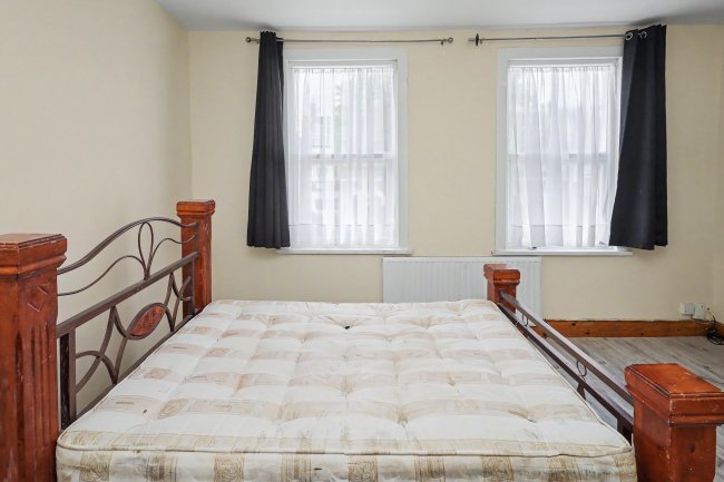 37 Woodhouse Road, Leytonstone, London E11 3NU 5