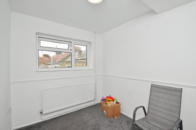 82 Albert Road, Yiewsley, West Drayton, UB7 8ES 2