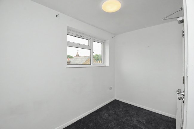 82 Albert Road, Yiewsley, West Drayton, UB7 8ES 2