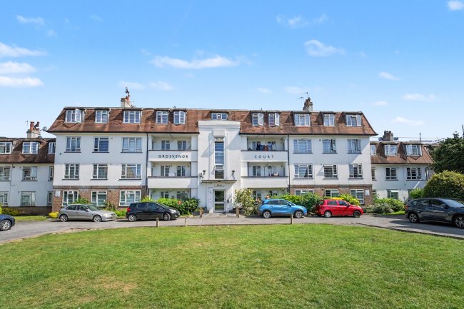 60 Grosvenor Court, London Road, Morden, Surrey, SM4 5HG 10